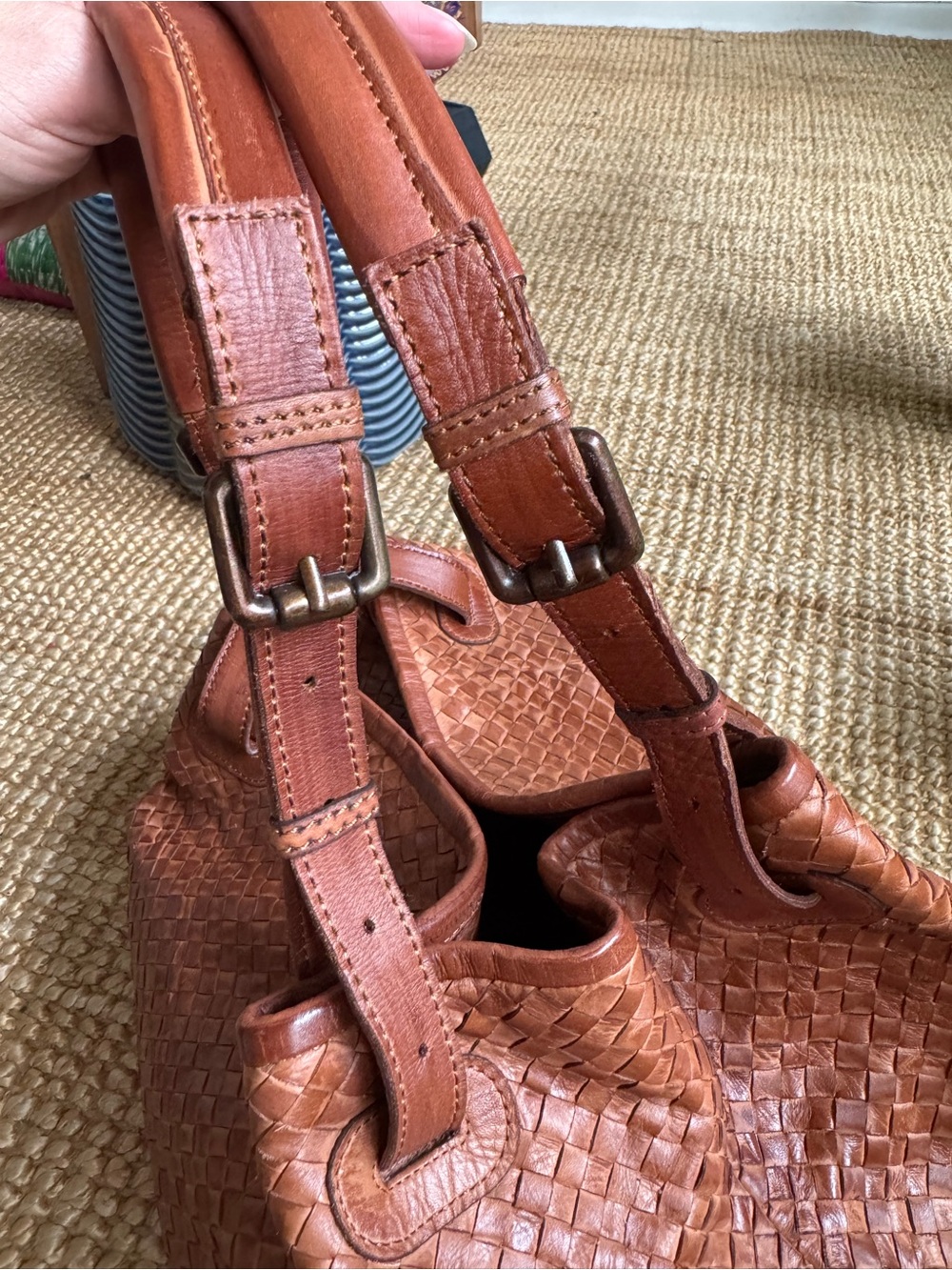 Valentina Tan Woven Leather Tote / Cross Body purse - Picture 6 of 14